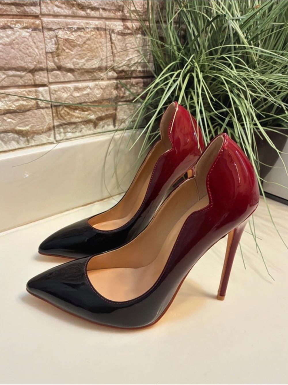 Two-Tone Patent Pointed Stiletto Pumps in Black and Burgundy